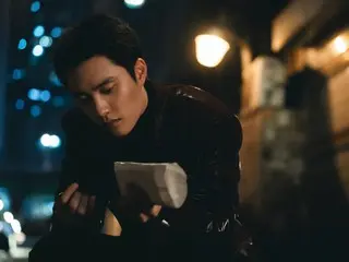 都暻秀（EXO 成員都暻秀）在《虛構都市》中首次飾演反派角色…“完美演繹了耀漢這個純粹邪惡的角色”