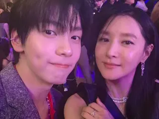 演員李英愛與「TOMORROW X TOGETHER」成員SOOBIN分享甜蜜照片...替女兒實現願望