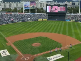 據稱，韓國職棒隊「韓國系列賽」的門票在網路上以高達999萬韓元的價格轉售，議員稱此舉「明顯違法」。