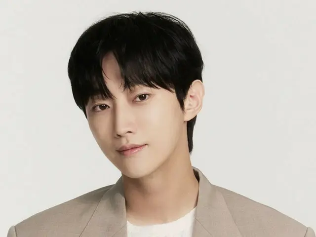 《溫柔的女人，普世美》中，珍榮飾演一位單身父親，「我感受到了父愛」…「我想成為好父親」。