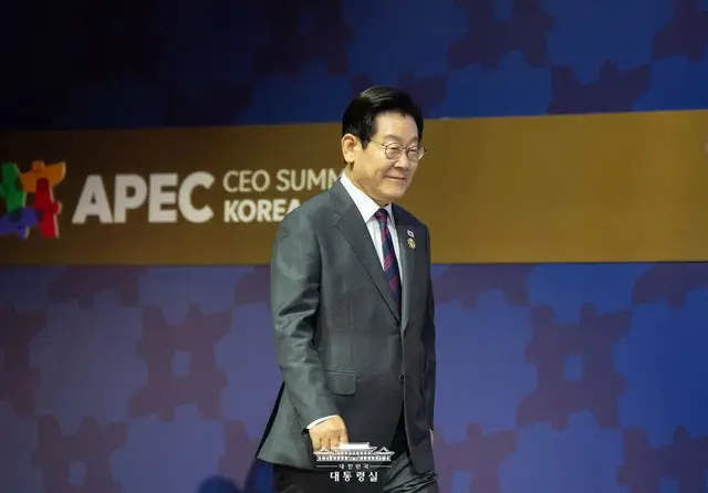 李大統領の支持率が大幅上昇の「63％」…「APEC」成果＝韓国