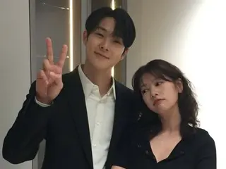 電視劇《你願意嫁給我嗎？ 》的主演崔宇植和趙昭旻公開了他們的合照。