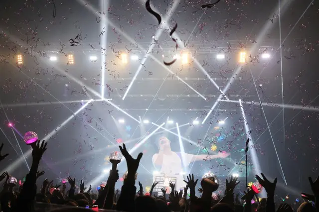 【公演レポ】ソ・イングク、2年ぶりのコンサートを開催「心がひとつとなったファンとソ・イングクを結ぶ“シグナル”」05 ©THE STAR E&M