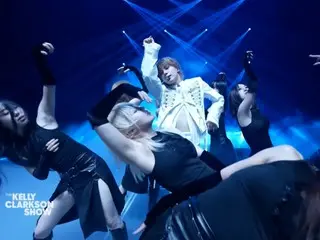 SHINee成員泰民首次以個人身分亮相美國電視節目《凱莉克萊森秀》…全球反應熱烈