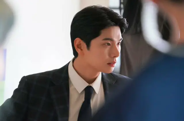 俳優イ・イギョンの暴露者、新しい局面