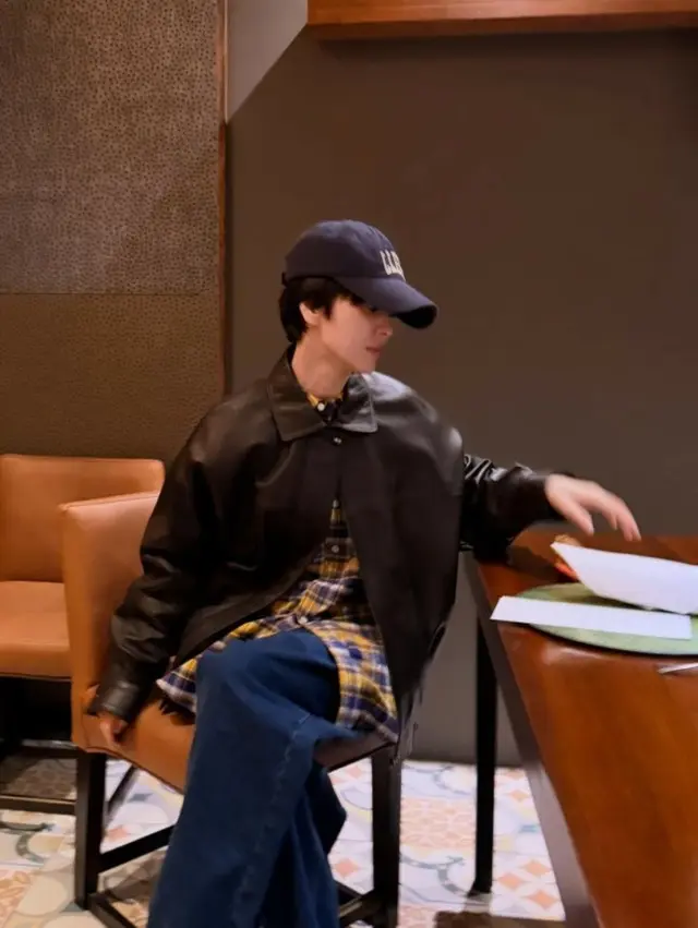 女優ソン・ヘギョ、シャープすぎるアゴライン2