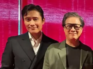 李秉憲主演的電影《浪》獲得金球獎三項提名，其中包括最佳男主角獎。