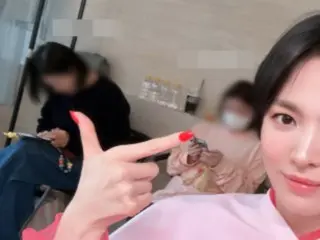 宋慧喬，有著甜美可人的蜜桃般容貌……即使只露出半張臉，也被譽為「世界上最美麗的女人」。