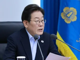 李明博總統邀請孫正義訪問韓國總統府 = 認真致力於打造“人工智慧三大強國”