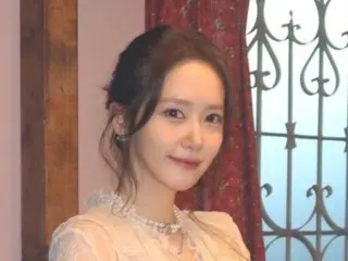 少女時代的允兒，被譽為「漫畫界走出來的恩弗羅狄蒂」…展現了她超凡脫俗的美貌