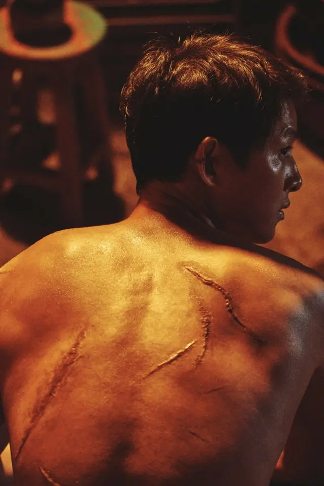 「ファラン」ソン・ジュンギ、生存型筋肉に傷跡…ホン・サビンとキム・ヒョンソとのシナジー効果