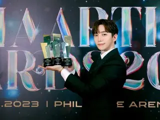 《2PM》俊昊連續第二年獲得“AAA”獎等三項大獎……“我會獎勵你作為一名出色的演員。”