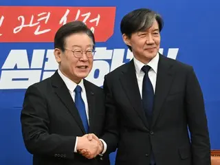李在明和曹國承諾定期舉行會談以推動聯合法案 = 韓國