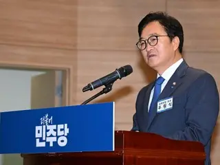民主黨議員 U Won-sik：「仍然存在歪曲 5 月 18 日的勢力…5 月精神必須銘刻在憲法中。」- 韓國