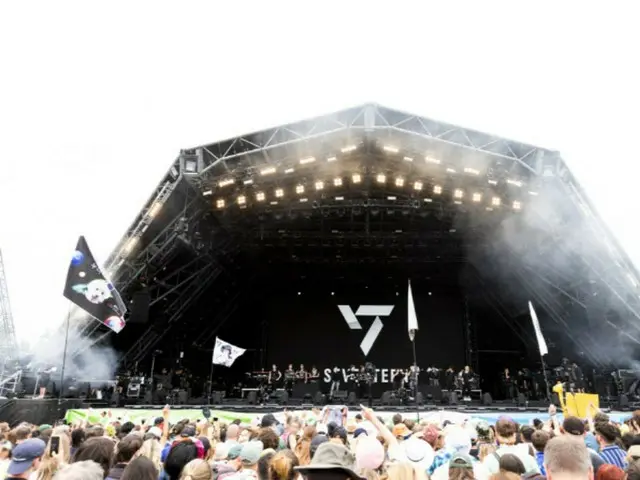 「SEVENTEEN」在英國「格拉斯頓伯里音樂節」上首次以韓流形式表演