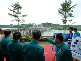 韓國統一部長視察臨津江...“北韓應根據朝韓協議提前通知‘大壩洩洪’。”