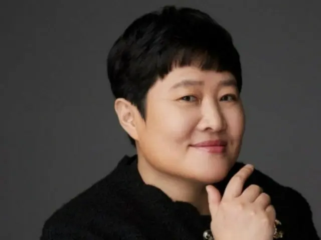 韓國檢方要求對演員李升基前經紀公司 HOOK 執行長權振英判處三年監禁
