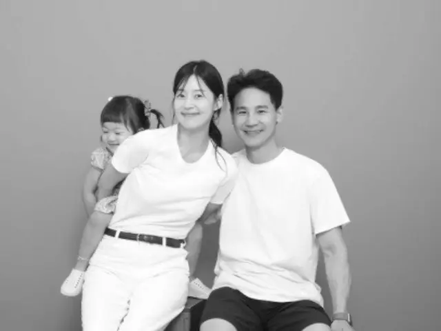 演員韓智慧40歲生日派對...幸福全家福照片公開