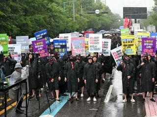 三星電子工會計劃與公司舉行會談，在全面罷工中恢復薪資談判=韓國