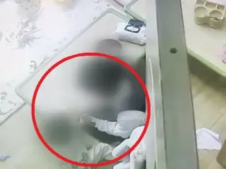 韓國一名保育員在試圖讓患有腦腫瘤的三歲兒童吃感冒藥時毆打他，原因是壓力太大