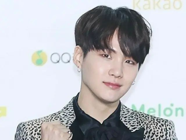 「BTS」SUGA、これくらいならアンチ？…飲酒運転の肩を持つ”酒瓶チャレンジ”登場に残念なファンダム内の分裂