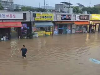 秋季異常暴雨 1500人疏散...107條道路被淹