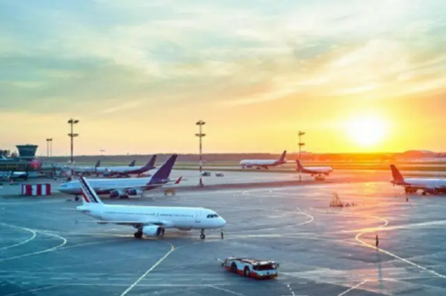 日本航空「外国人乗客は国内線航空便無料」…韓国人は除外＝韓国報道