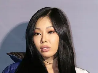 歌手Jessi“無視”毆打粉絲引發爭議 → 輿論嘩然：“報警不是更好嗎？”