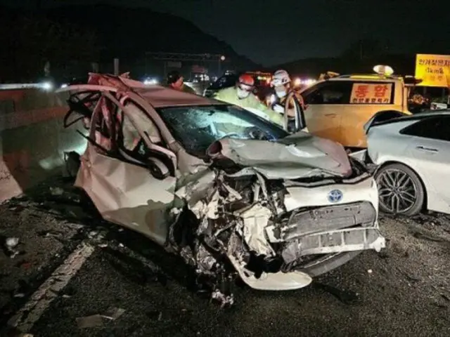 高速道路で車8台が絡む衝突事故、死傷者14人…運転手「車が止まらなかった」＝韓国