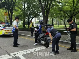 無視紅綠燈、在人行道上騎行…過去五年發生160萬起摩托車交通違規事件=韓國報告