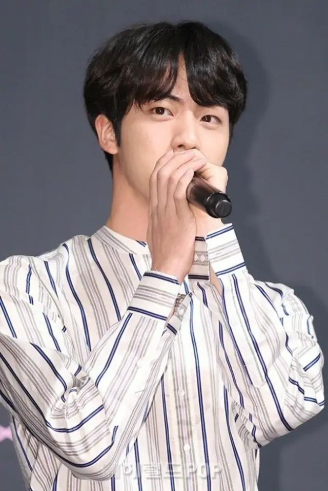 「BTS」JIN、バラエティー番組出演に続いて除隊後3日でアルバム準備に突入