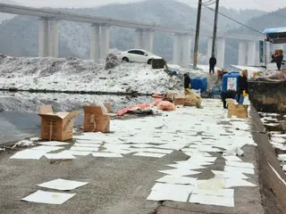 油罐車雪路「滑倒」…「1萬升汽油」溢位=韓國