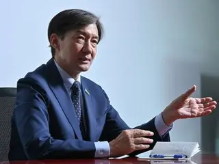 祖國革命黨前黨魁曹國表示：「這很令人沮喪，但我吃得很好，鍛鍊得也很好。」監獄信被釋放 = 韓國