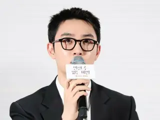 《不能說的秘密》DO（EXO），“我不會彈鋼琴。我什至不知道如何閱讀樂譜。”