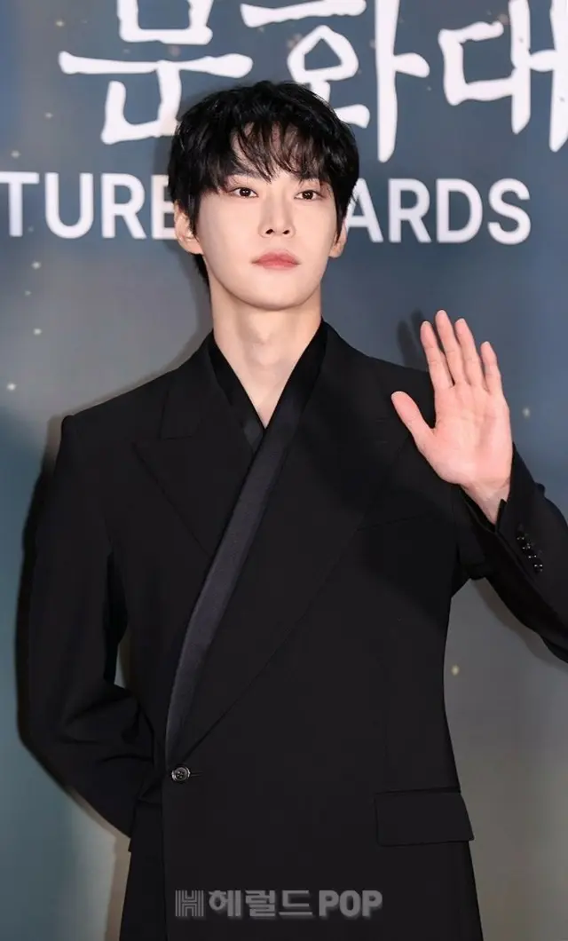 「NCT」ドヨン、欠食児童に3000万ウォンを寄付…誕生日を迎えて善行