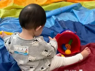 演員李大仁可愛的臉頰是她背部的亮點...她與李昇基公開了她的女兒