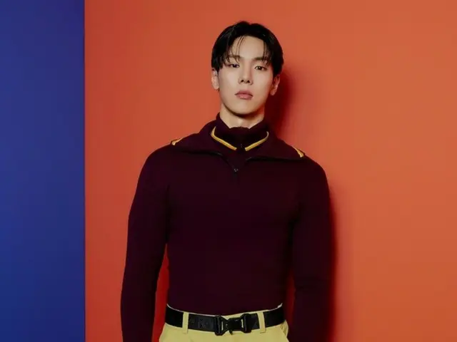 MONSTA X 的 Shownu 在米蘭時裝秀上展現其獨特風采