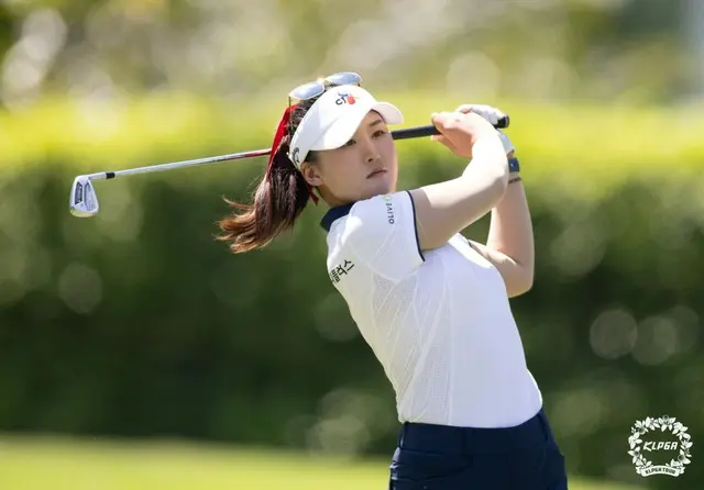 最終ラウンド2番ホールでのリー・シューイン（写真：KLPGA）