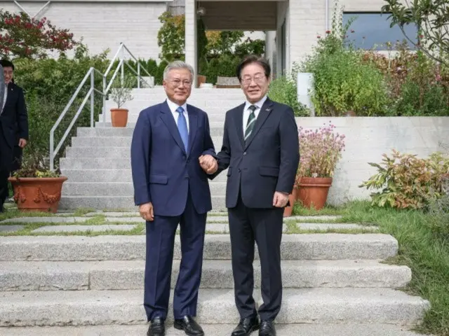 文在寅元大統領「李在明候補を中心に固く団結」…「圧倒的な政権交代を」＝韓国