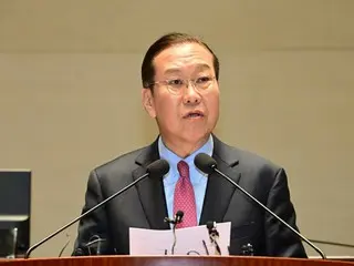 國民力量緊急應變委員會委員長權永世表示，「李在明總統候選人資格被取消…民主黨應該更換候選人」（韓國）