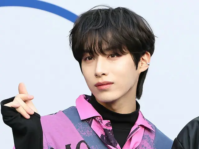ONEUS Xion今日（6日）發行個人單曲《Camellia》