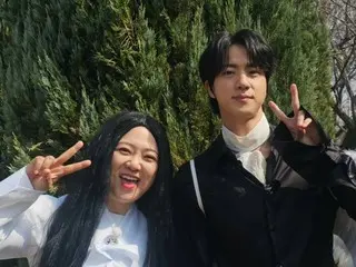 金淑公開了與防彈少年團成員 JIN 的合照…幸福的笑容