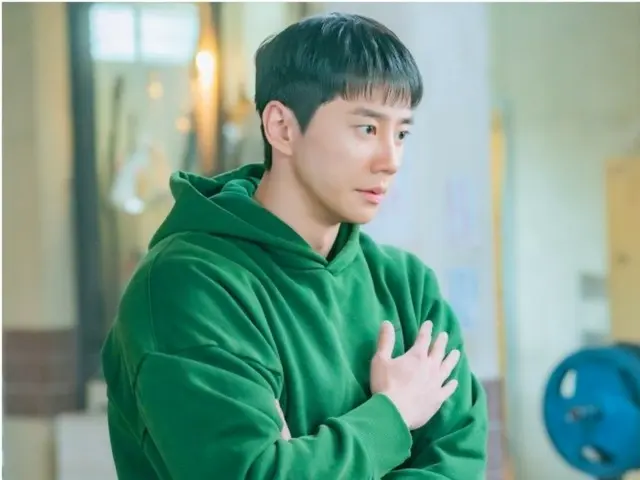 鄭恩地 (Apink) 因李俊英 (UKISS Jun) 的做法而感到震驚...她是否已經從心碎中恢復過來了？ “24小時健身俱樂部”
