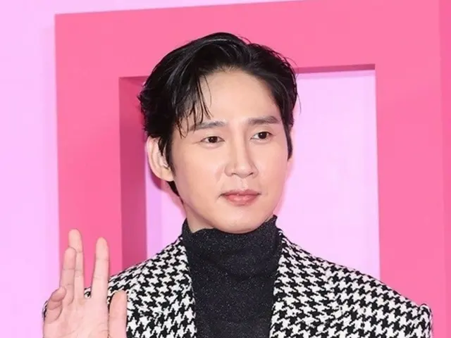 因AV包被立即撤下而被迫退出節目的樸成勳，將在浪漫喜劇《未婚男女的高效相遇》中回歸……他能否挽回輿論呢？