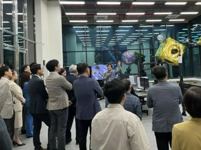 衛星を宇宙で修理・給油、サービス開発するベンチャー企業＝韓国