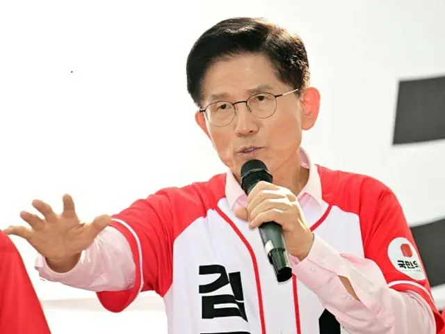 國民力量總統候選人金文洙在家鄉韓國永川競選：“考慮為每個出生的孩子提供1億韓元…增加就業積分”