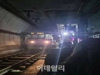 「為什麼不開門？」韓國地鐵困乘客大喊