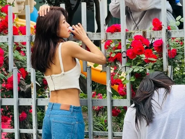 河智苑展現大膽性感健康美…昔日性感女王依然健在