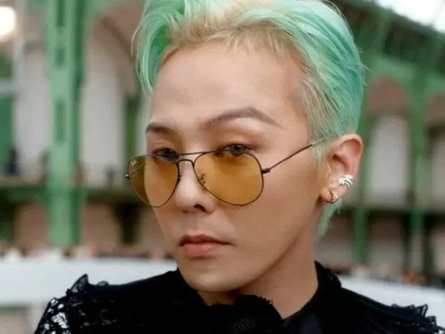 G-DRAGON（BIGBANG）官方活動遲到40分鐘......“由於交通堵塞”