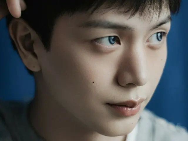 ユク・ソンジェ(BTOB)、本日(19日)1stミニアルバム「All About Blue」発売!